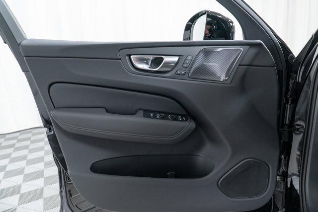 new 2026 Volvo XC60 car, priced at $63,935