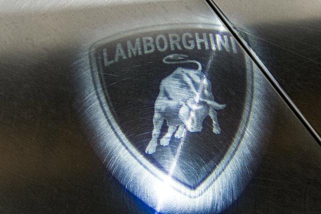 used 2023 Lamborghini Urus car, priced at $309,900