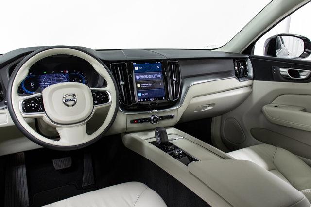 new 2025 Volvo XC60 car, priced at $55,725