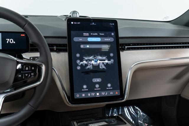 new 2025 Volvo EX90 car, priced at $97,310