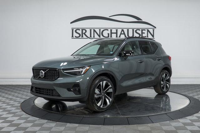 new 2026 Volvo XC40 car, priced at $53,095
