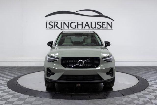 new 2025 Volvo XC40 car, priced at $48,315