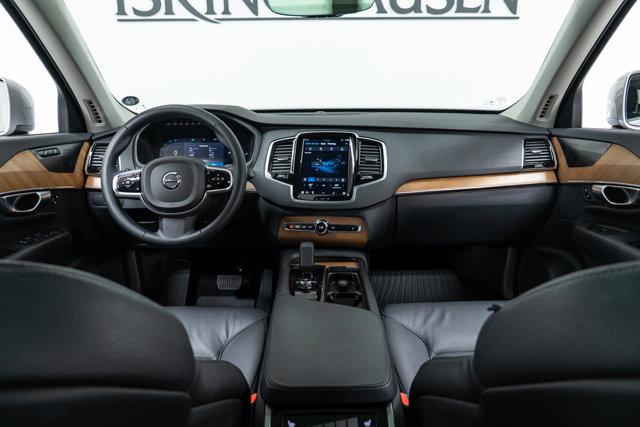 used 2024 Volvo XC90 Recharge Plug-In Hybrid car, priced at $53,900