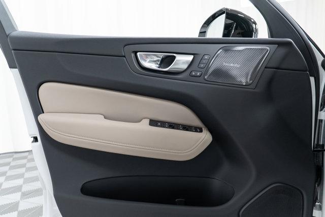 new 2026 Volvo XC60 car, priced at $59,810