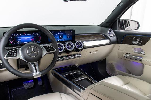 new 2024 Mercedes-Benz GLB 250 car, priced at $54,980