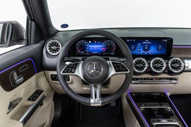 new 2024 Mercedes-Benz GLB 250 car, priced at $54,980