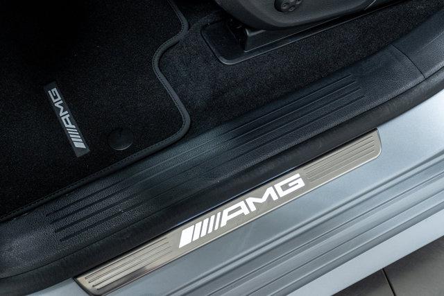 new 2025 Mercedes-Benz GLE-Class car, priced at $96,980