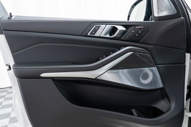 new 2026 BMW X7 car, priced at $126,125