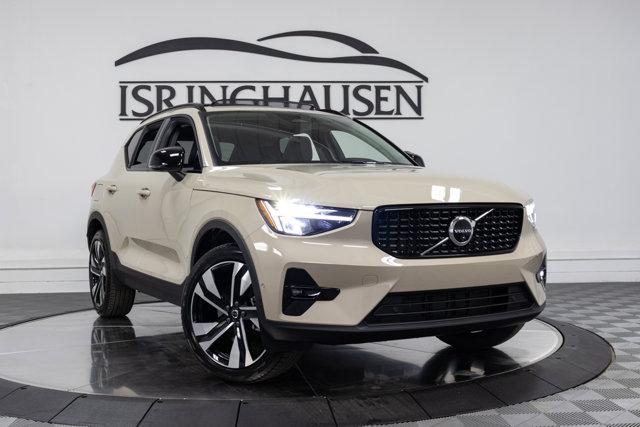 new 2025 Volvo XC40 car, priced at $48,820