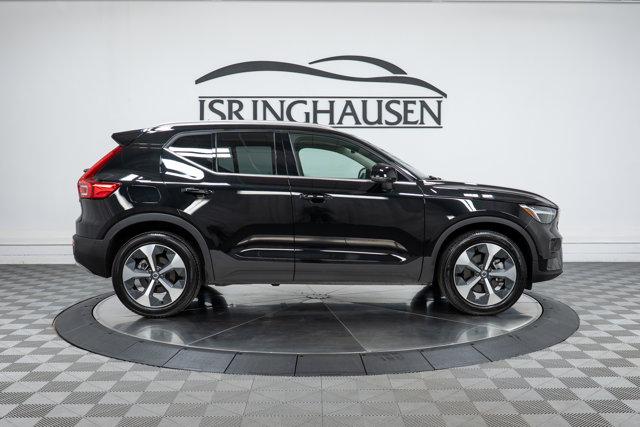used 2023 Volvo XC40 car, priced at $34,900