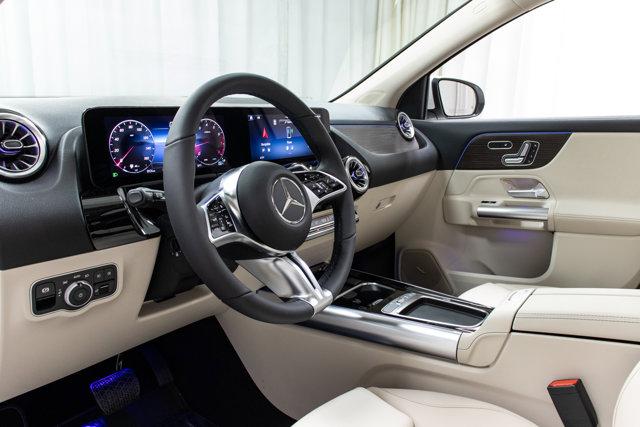 new 2025 Mercedes-Benz GLA 250 car, priced at $50,895