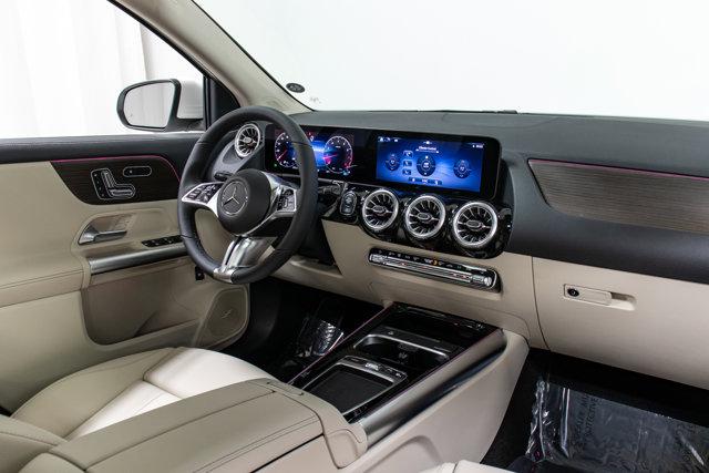 new 2025 Mercedes-Benz GLA 250 car, priced at $50,895