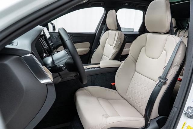 new 2026 Volvo XC60 car, priced at $59,375