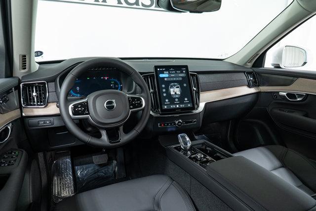 new 2025 Volvo XC90 Plug-In Hybrid car, priced at $78,805