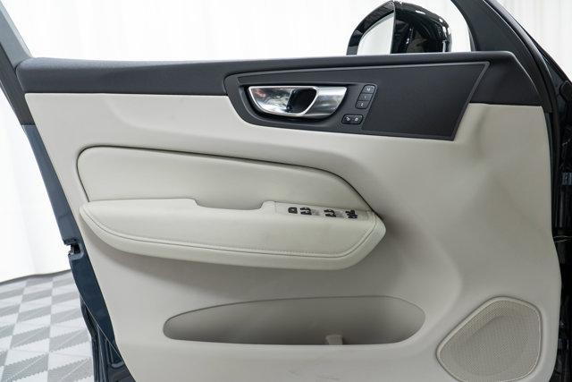 new 2025 Volvo XC60 car, priced at $51,535