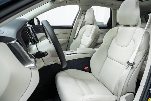 new 2025 Volvo XC60 car, priced at $51,535