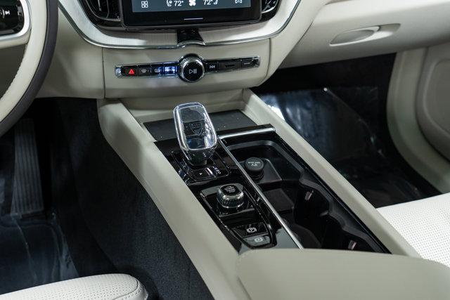new 2026 Volvo XC60 car, priced at $63,935