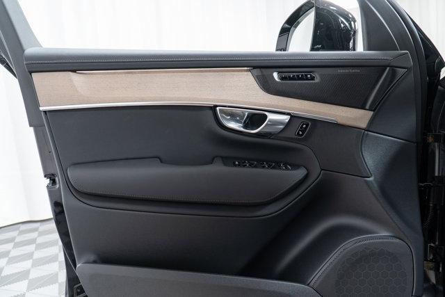 new 2026 Volvo XC90 car, priced at $71,905