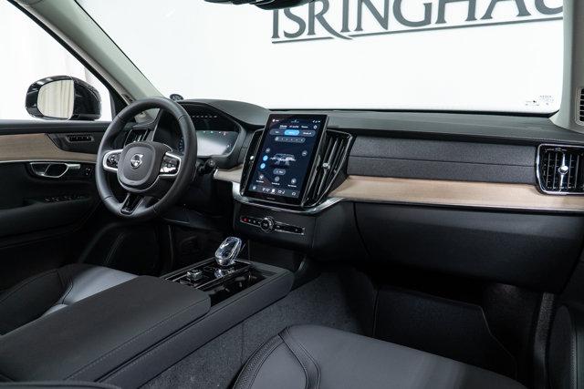 new 2026 Volvo XC90 car, priced at $71,905