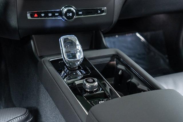 new 2026 Volvo XC90 car, priced at $76,105