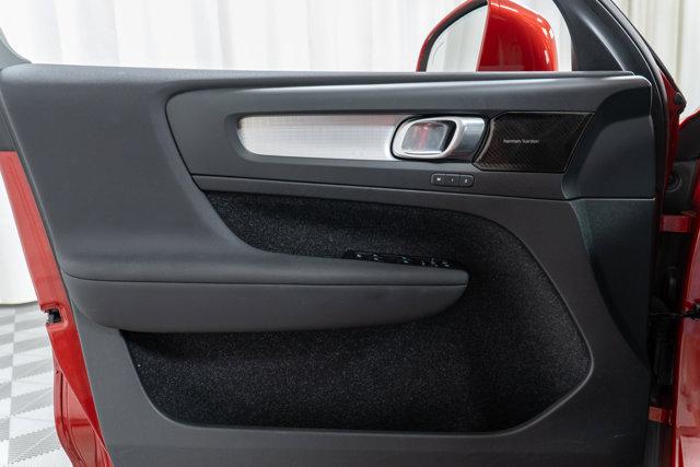 used 2021 Volvo XC40 car, priced at $29,900