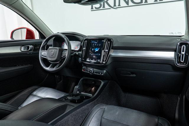 used 2021 Volvo XC40 car, priced at $29,900