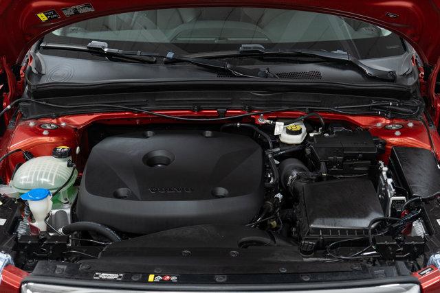 used 2021 Volvo XC40 car, priced at $29,900