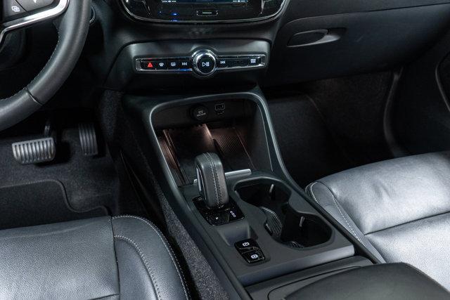 used 2021 Volvo XC40 car, priced at $29,900