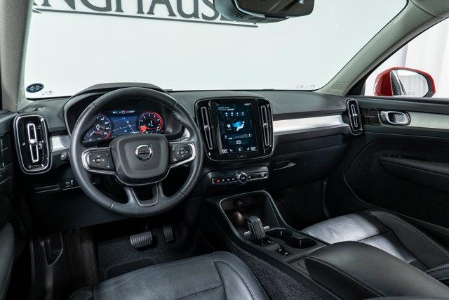 used 2021 Volvo XC40 car, priced at $29,900