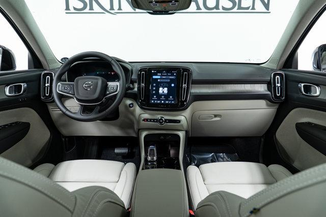new 2026 Volvo XC40 car, priced at $49,145