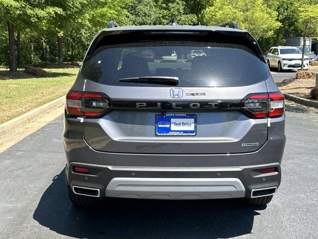 new 2025 Honda Pilot car, priced at $50,438