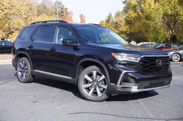 new 2025 Honda Pilot car, priced at $58,038