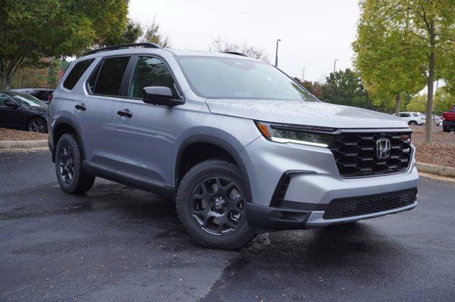 new 2025 Honda Pilot car, priced at $52,638