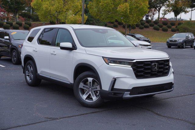 new 2025 Honda Pilot car, priced at $47,193