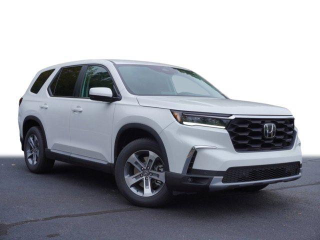 new 2025 Honda Pilot car, priced at $48,993