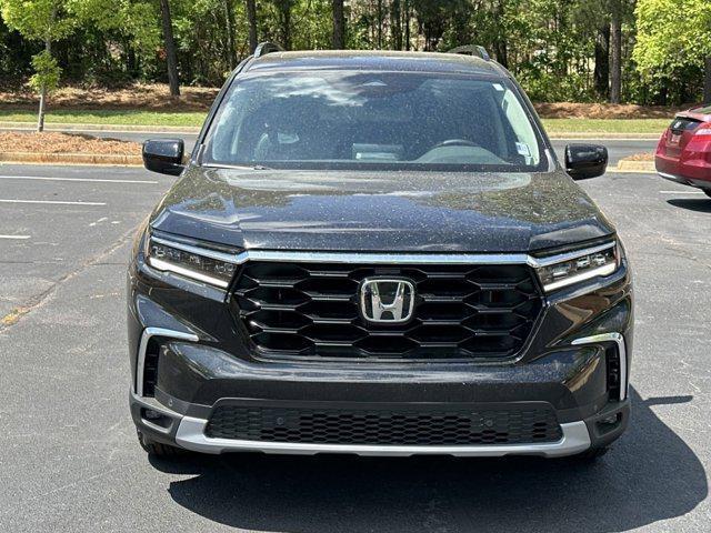 new 2025 Honda Pilot car, priced at $53,528