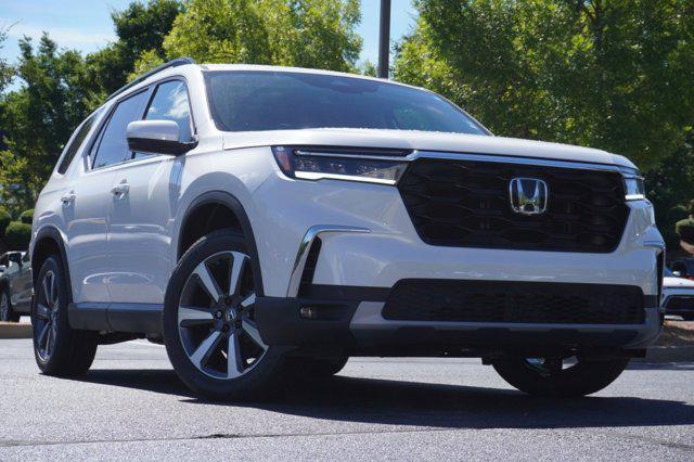 new 2025 Honda Pilot car, priced at $52,993