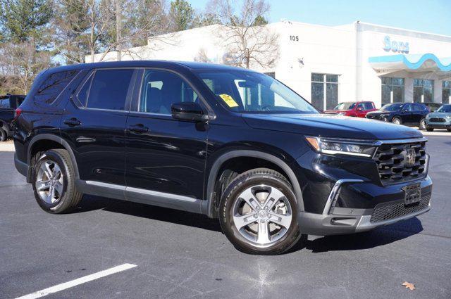 used 2023 Honda Pilot car, priced at $37,584