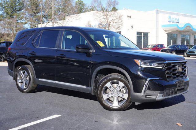 used 2023 Honda Pilot car, priced at $37,584