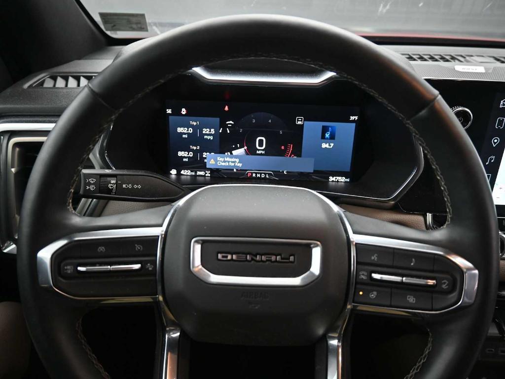 used 2023 GMC Canyon car, priced at $40,943