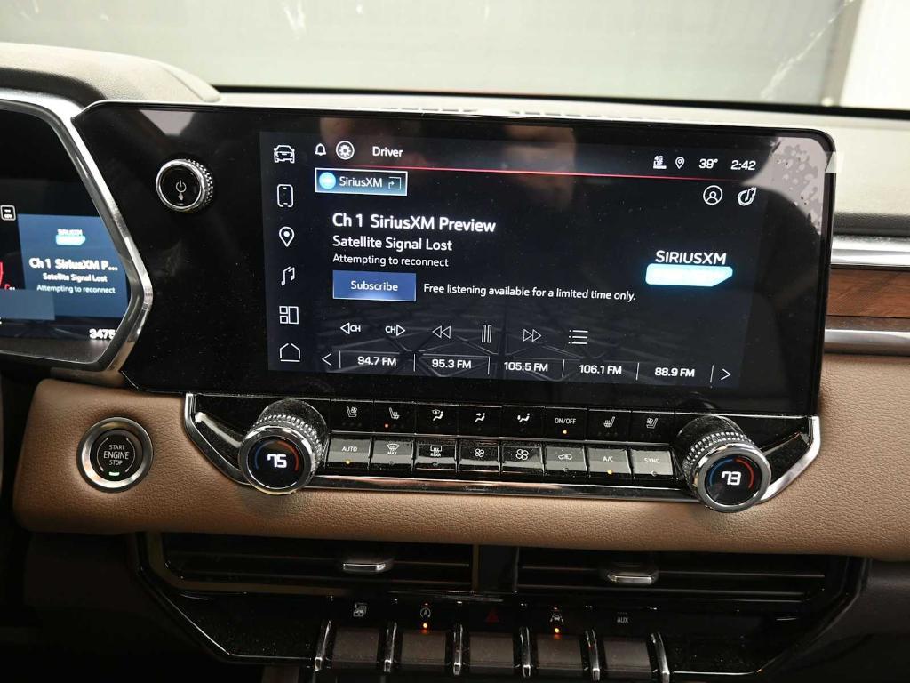 used 2023 GMC Canyon car, priced at $40,943