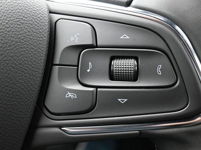 new 2025 Buick Envista car, priced at $29,000
