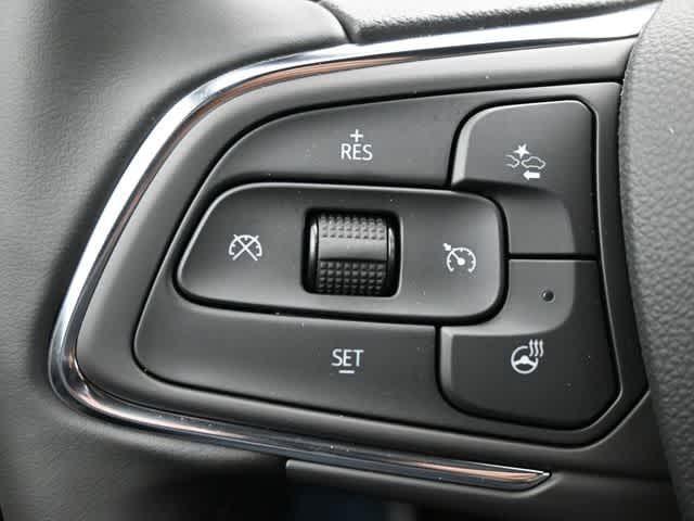 new 2025 Buick Envista car, priced at $28,000