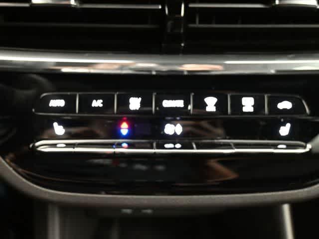 new 2025 Buick Envista car, priced at $28,000