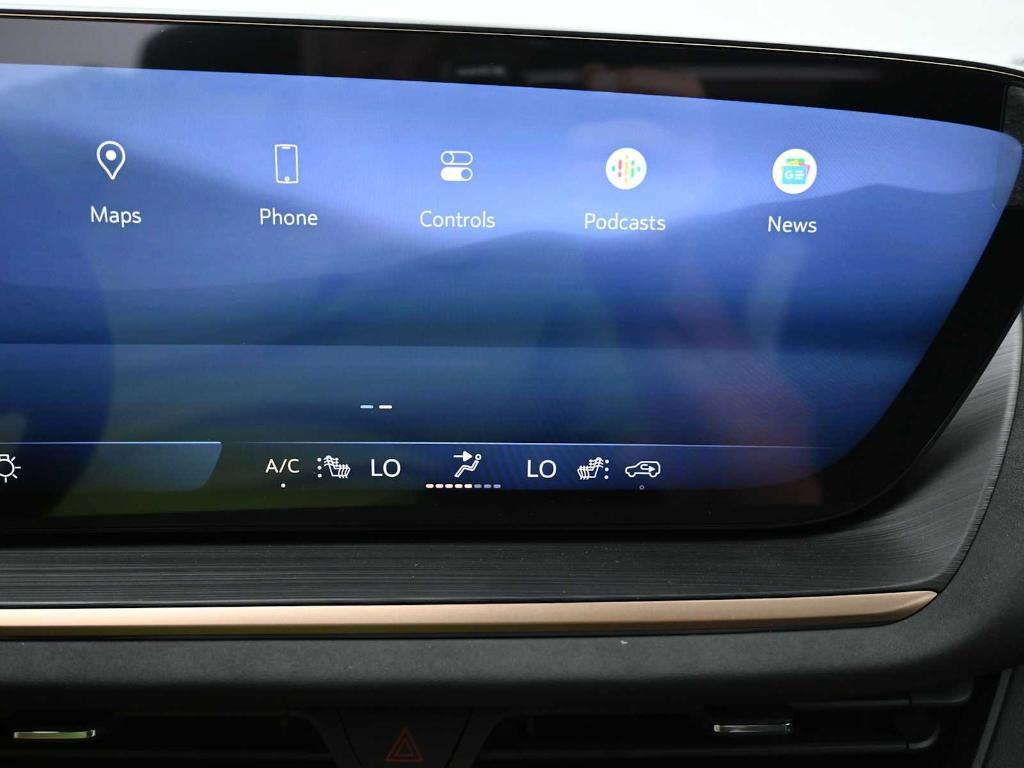 new 2025 Buick Envision car, priced at $42,900