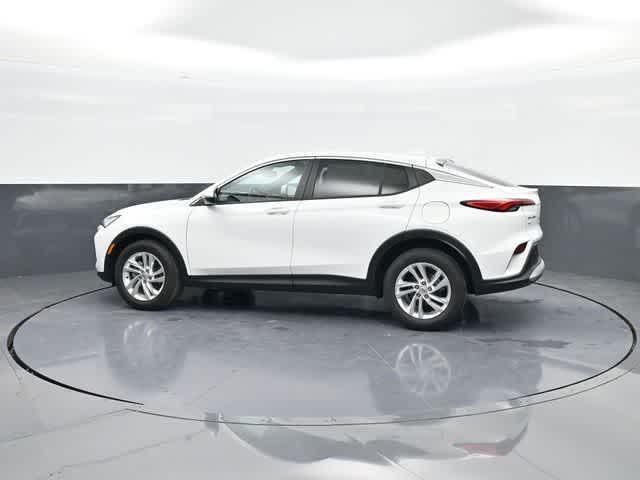 new 2025 Buick Envista car, priced at $22,250