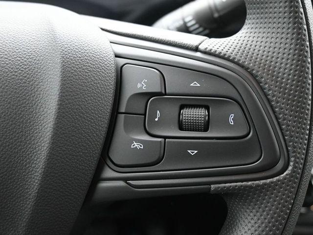 new 2025 Buick Envista car, priced at $22,750