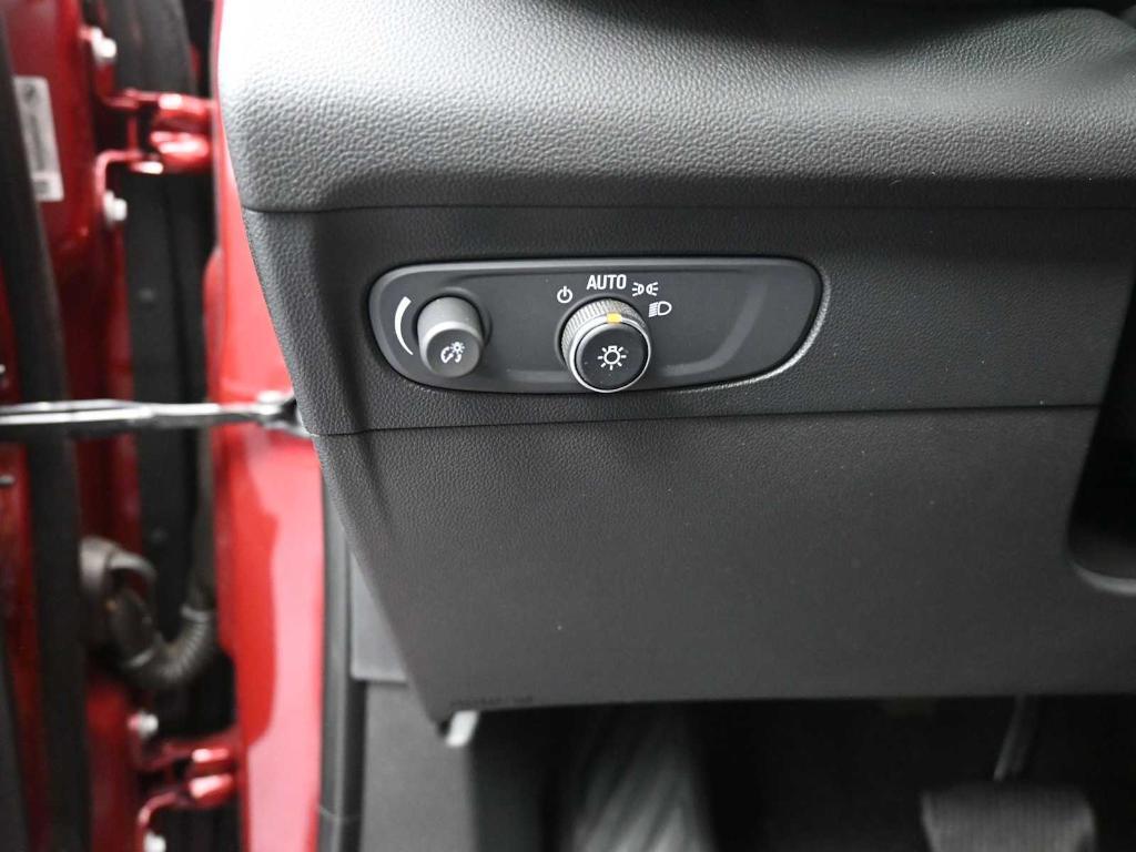 used 2022 Buick Envision car, priced at $20,877