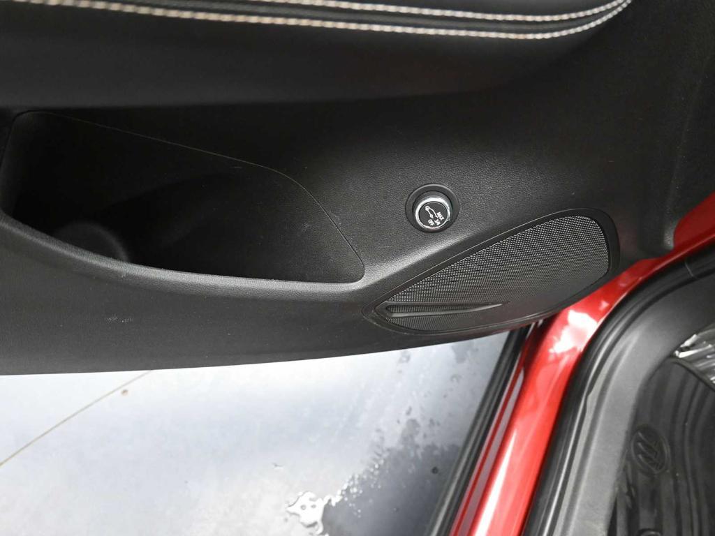 used 2022 Buick Envision car, priced at $20,677