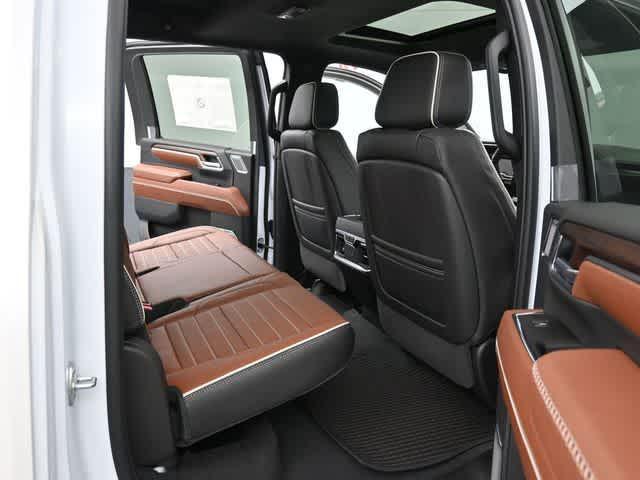 new 2025 GMC Sierra 2500 car, priced at $90,000